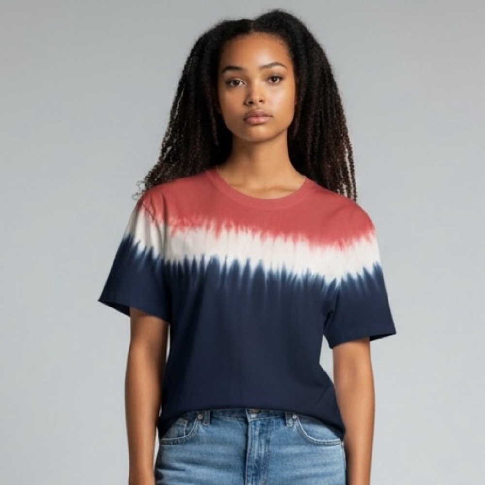 Stylish Red and Navy Tie-Dye Short Sleeve Tee